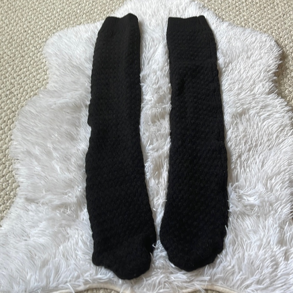 Over the knee knitted warm socks - Picture 3 of 5
